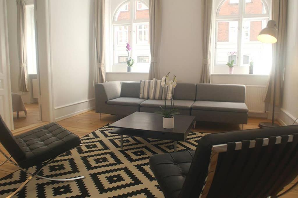 Apartment Next To New Harbor / 3 Bedroom & 2 Bath Kopenhagen